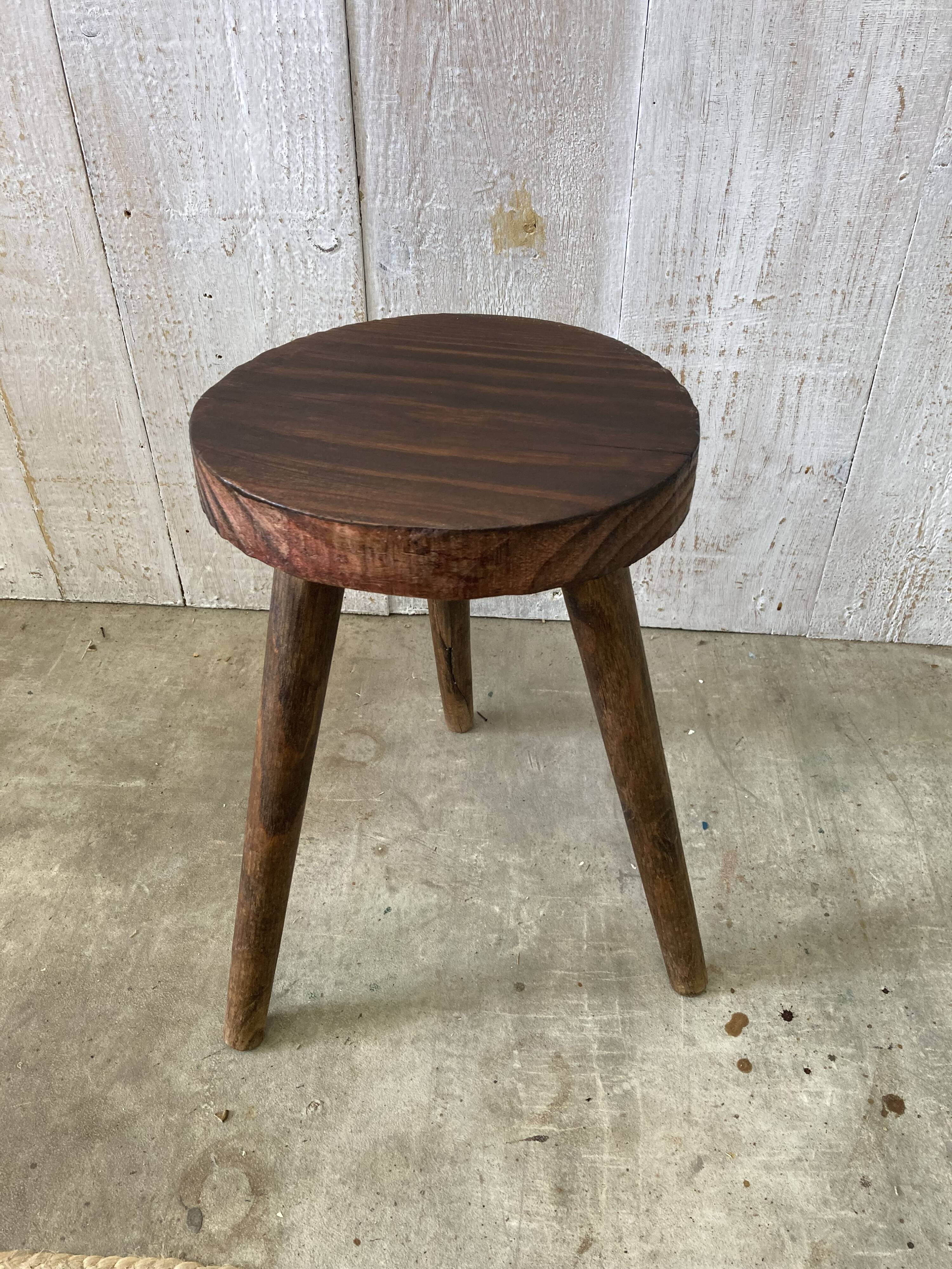 Tripod stool