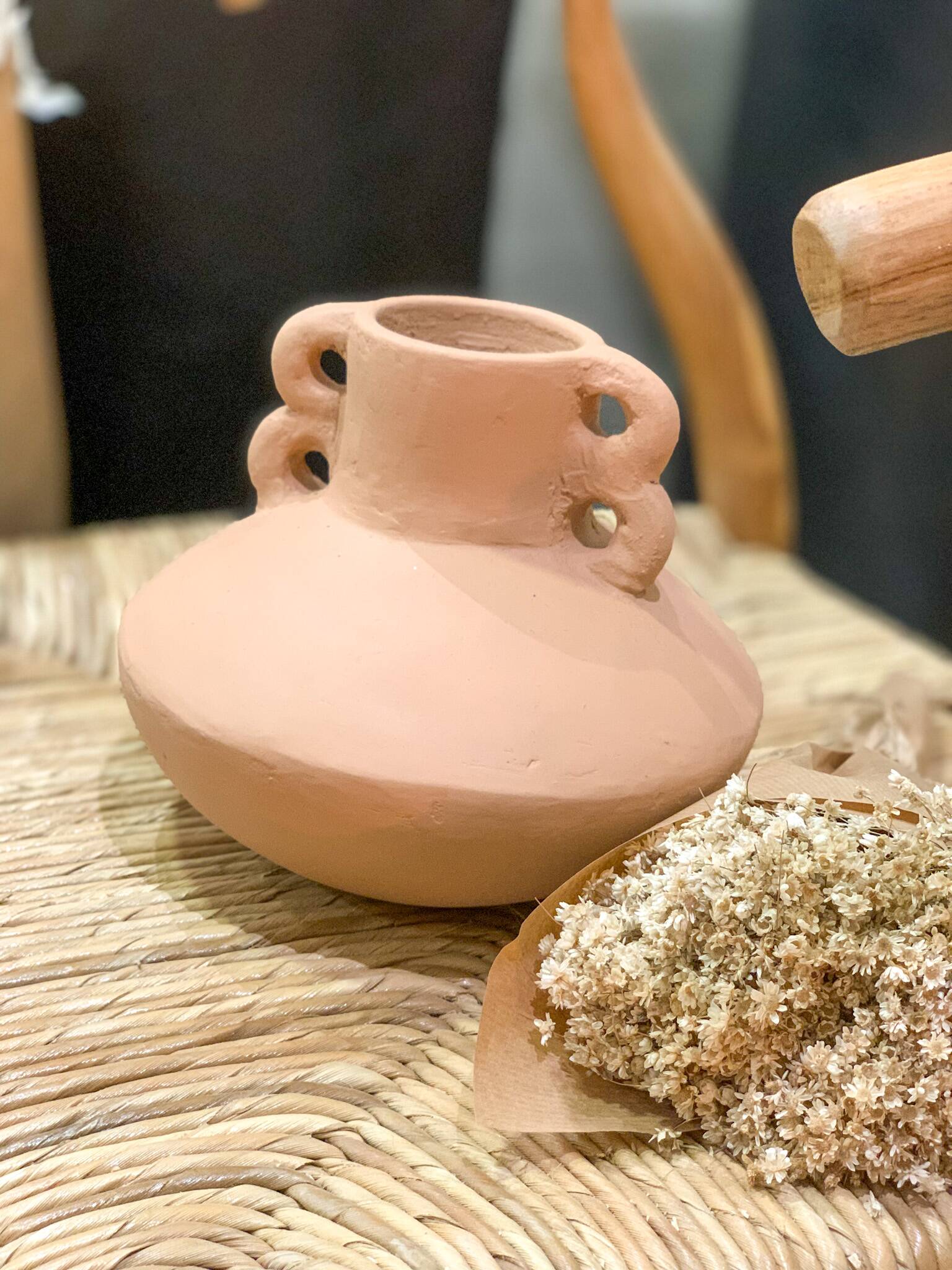 Terracotta vase with terracotta handles
