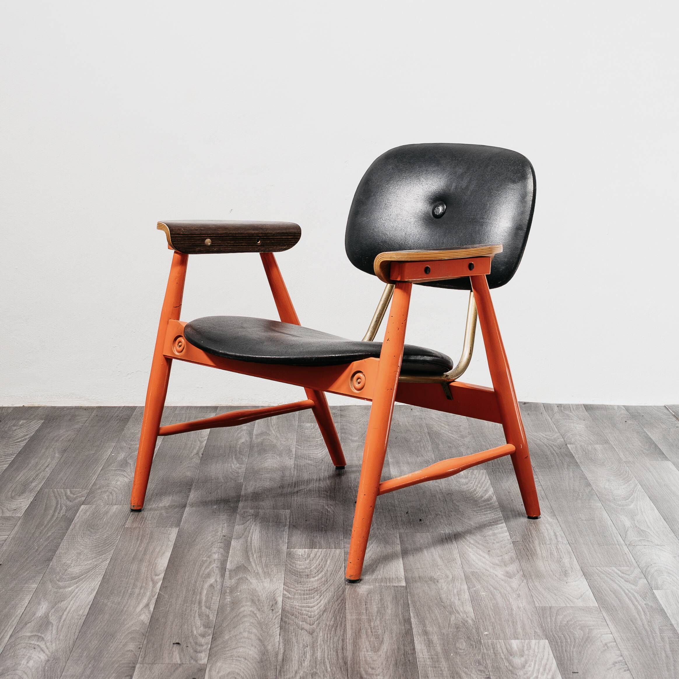 Set of 2 Armchairs and Table from the 1970s Designed by Marco Zanuso for Poltronova