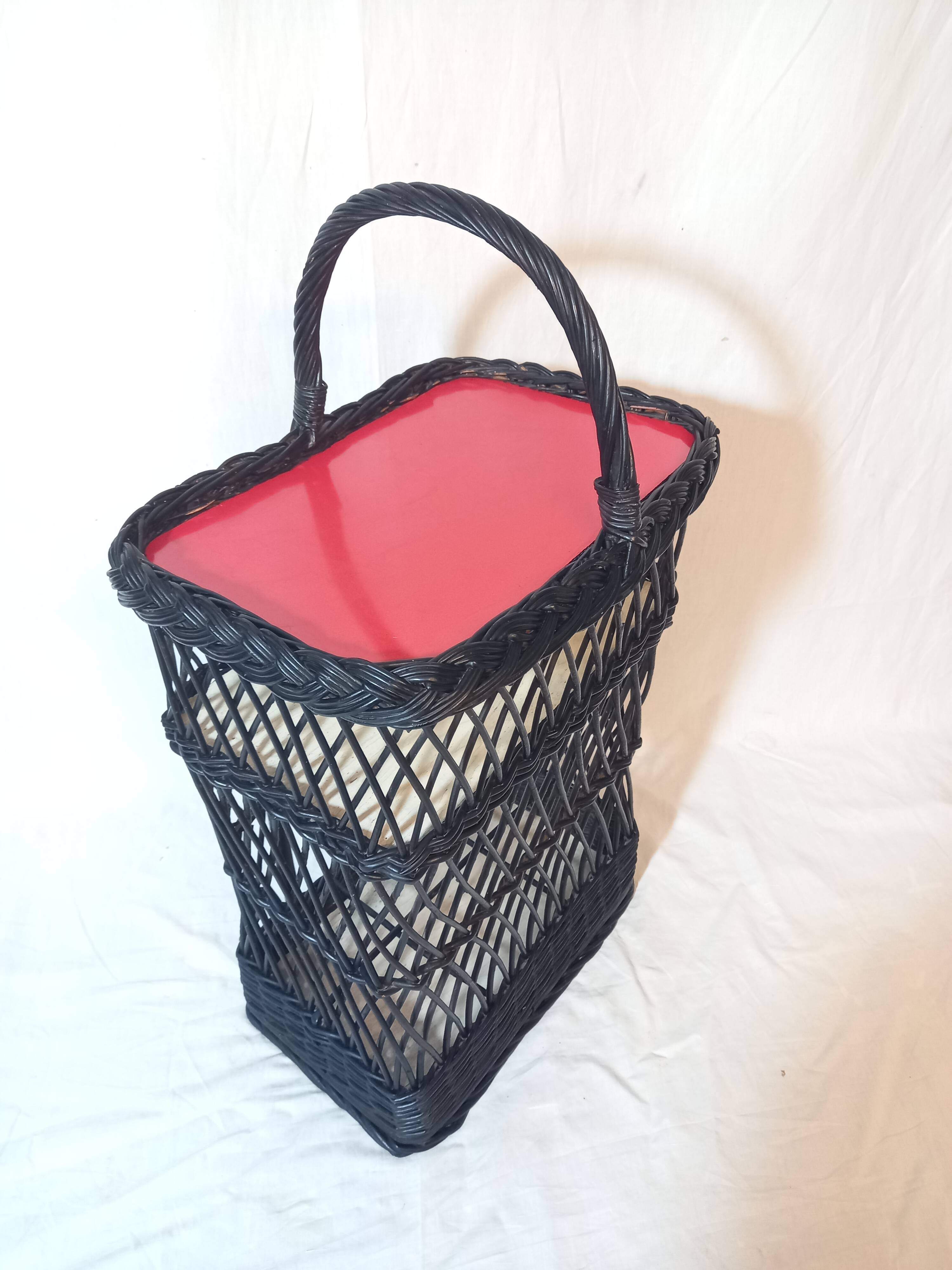 Mini bar or portable bottle holder in black rattan
