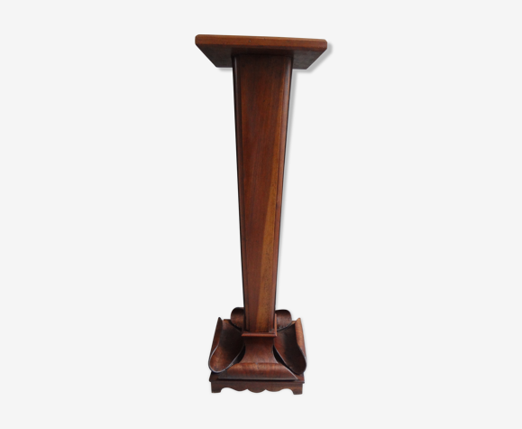 Art Nouveau wooden column