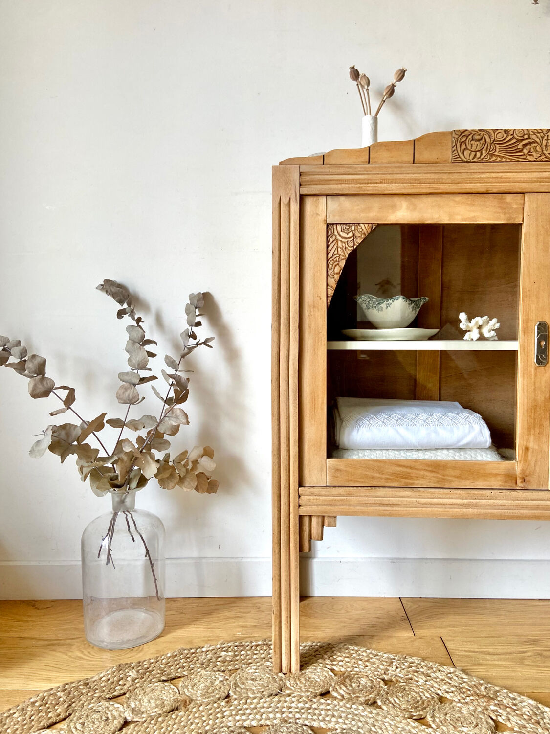 Dresser / Art Deco showcase