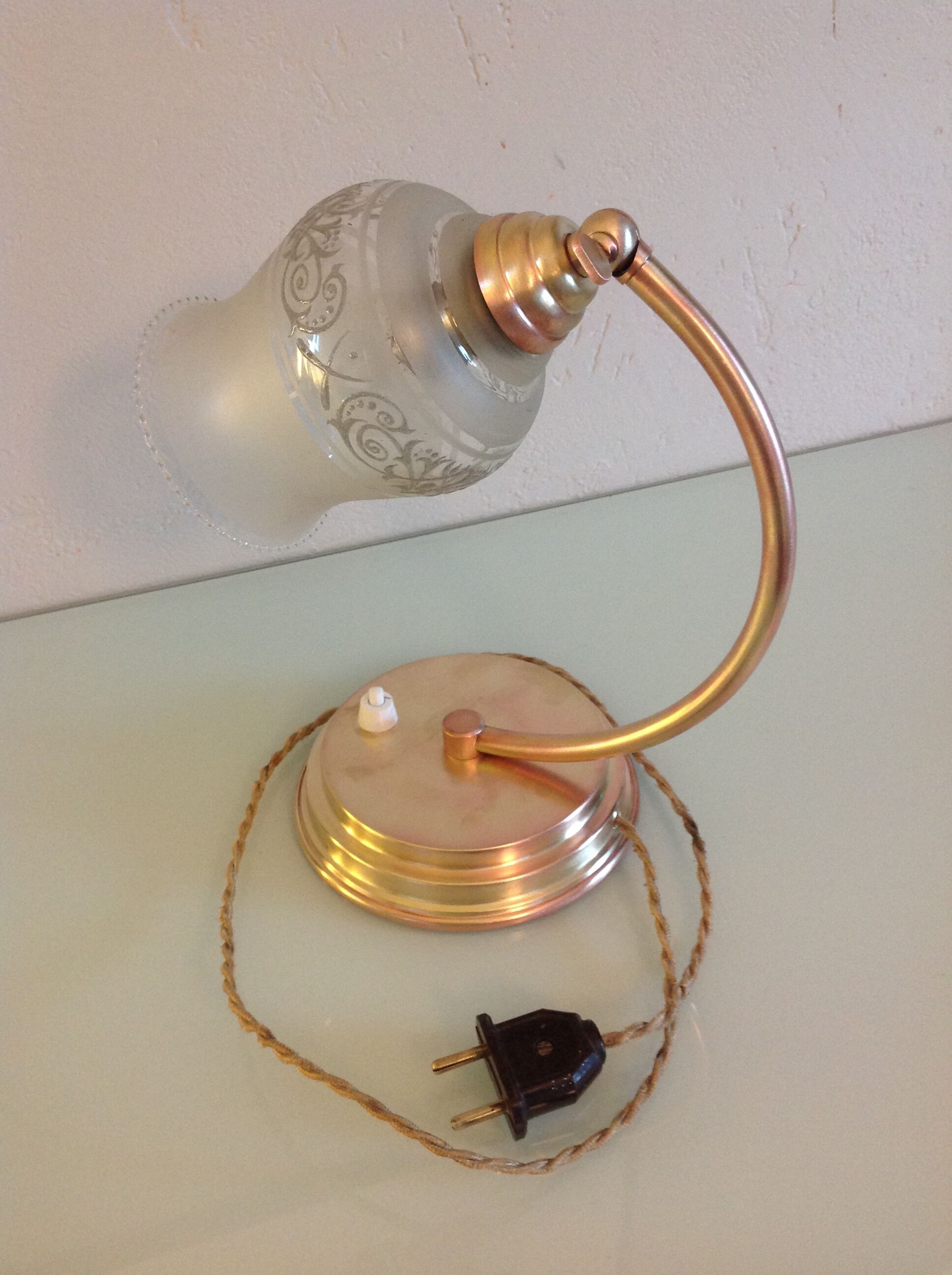Brass bedside lamp and glass silkscreen vintage 50-60 years