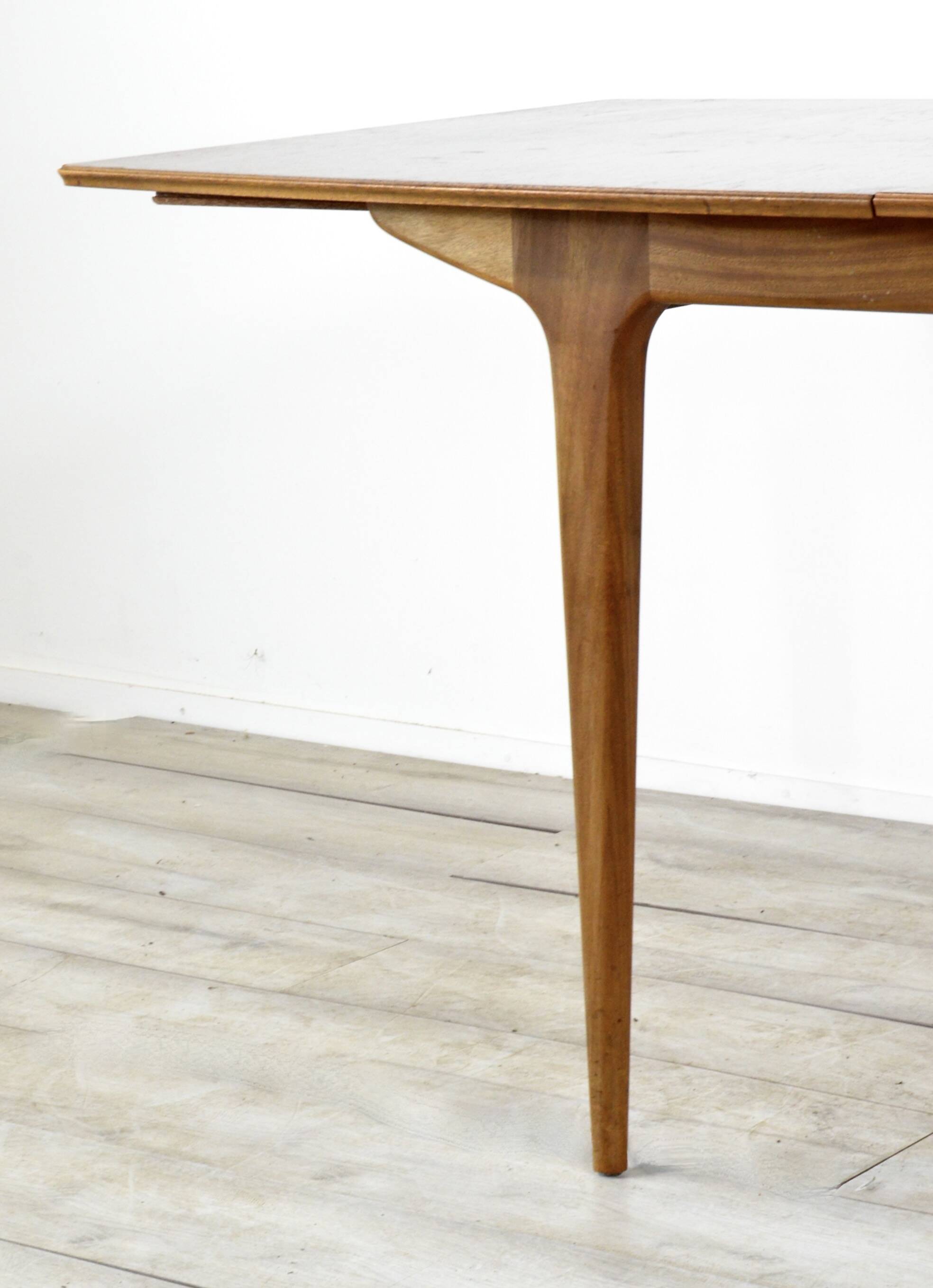Mid-century McIntosh extending table in stunning teak. Modern / retro / Danish style