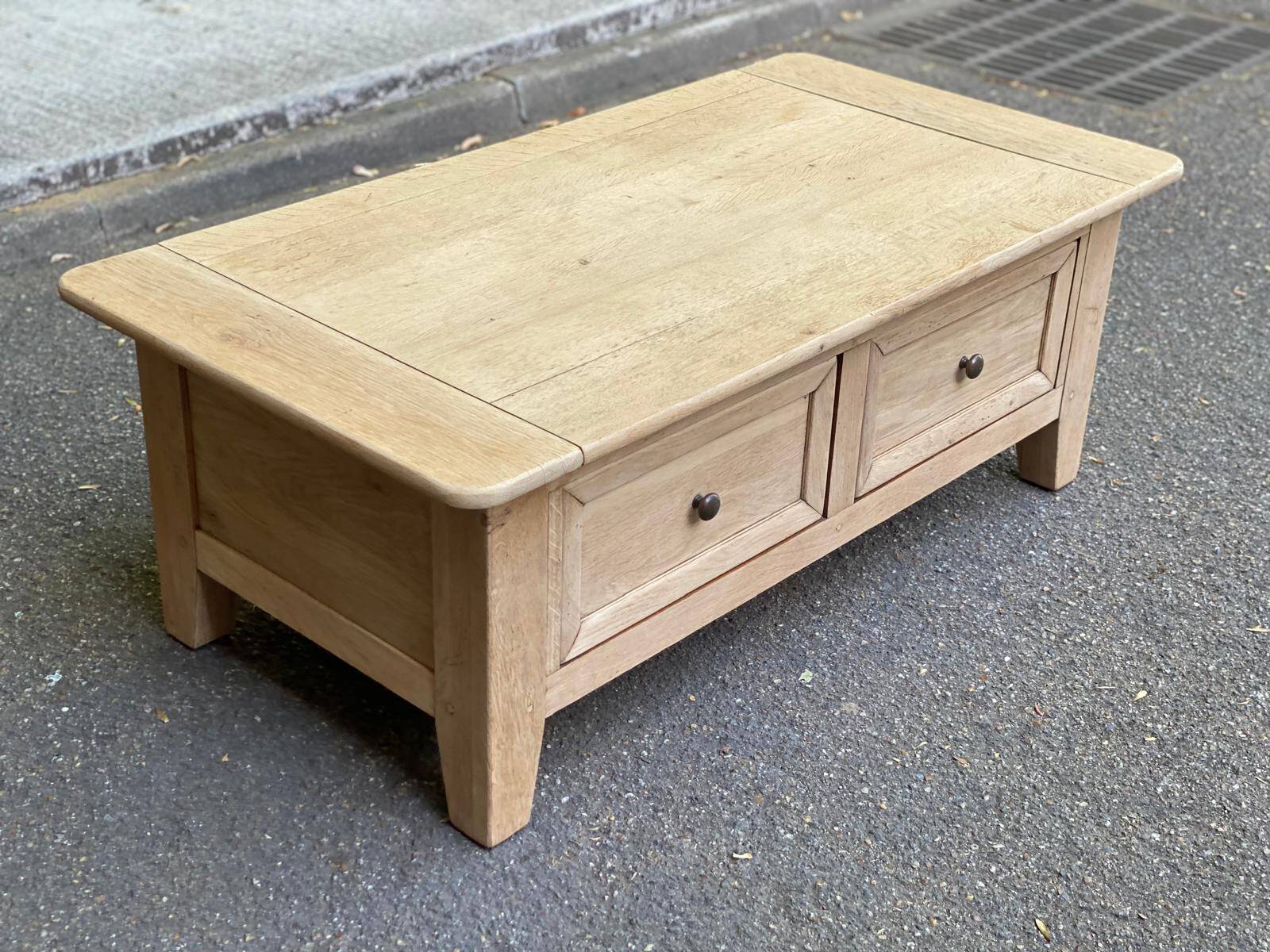 Renovated coffee table in solid oak 1980