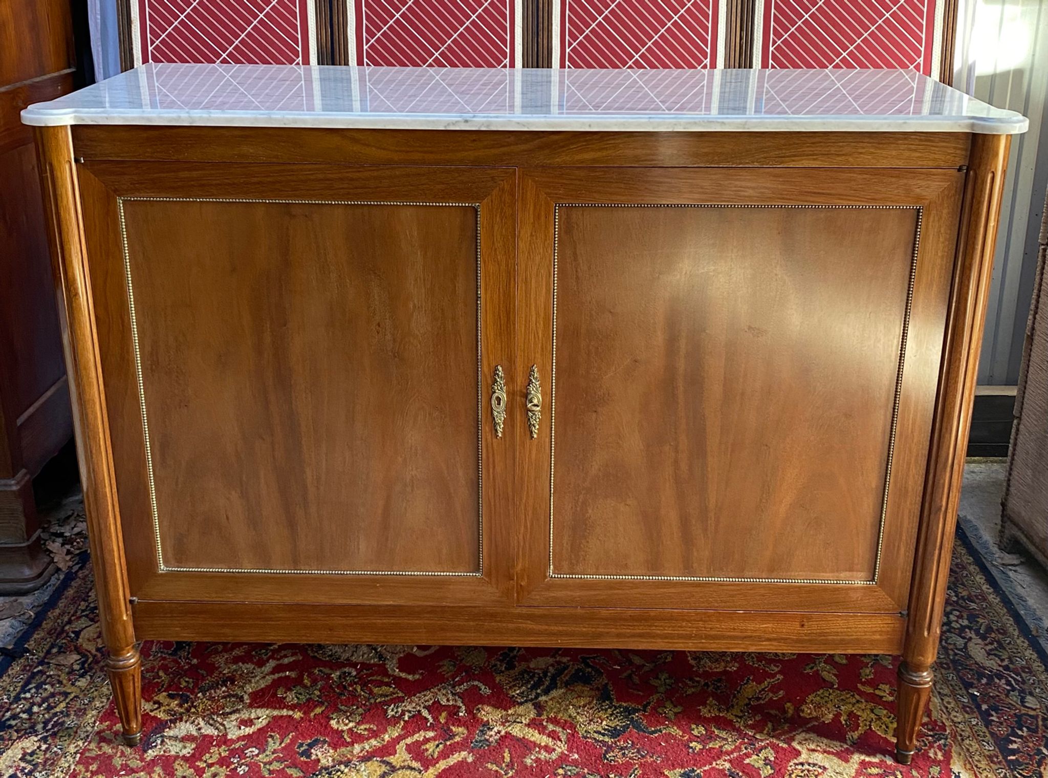 Solid wood buffet Louis XVI style with veined white marble