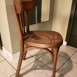 Ancienne chaise bistrot assise cannée