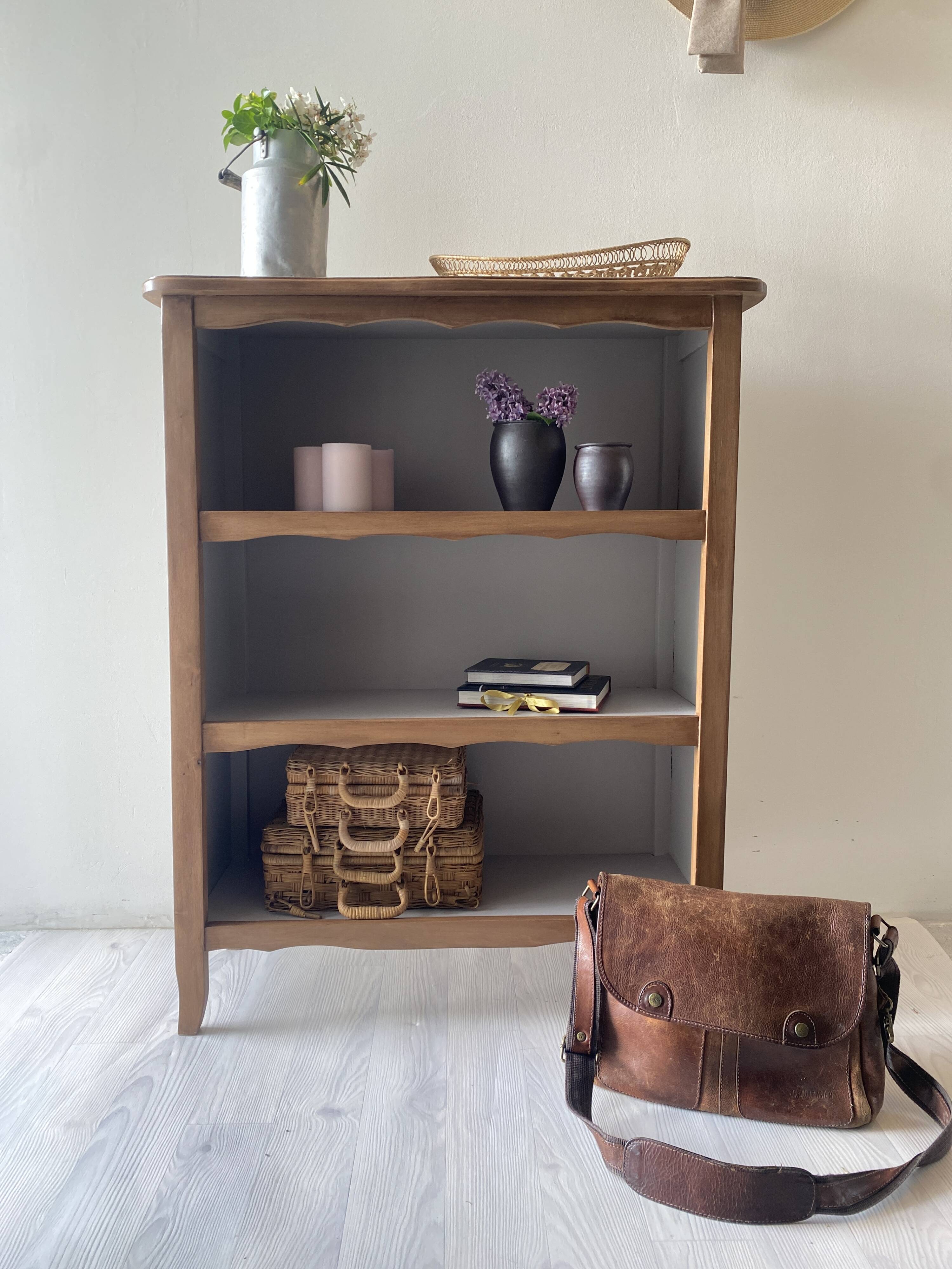 Refurbished vintage Bibus - Natural wood and taupe paint