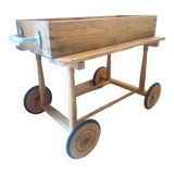 Porte Jeux et Jouet sur roulettes