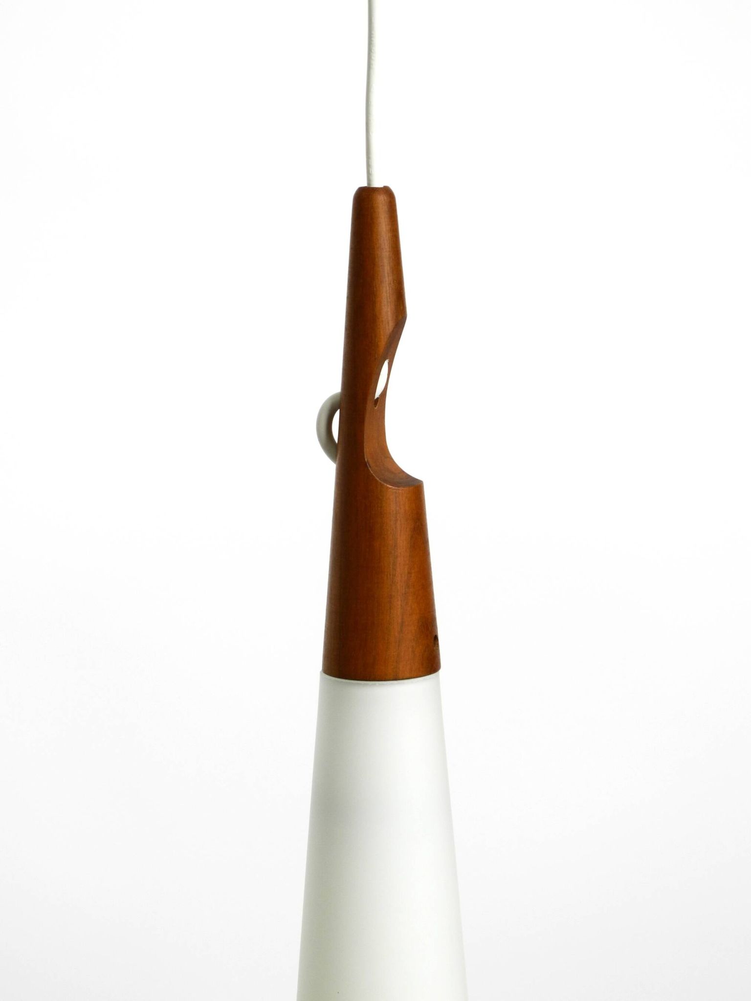 Rare Uno & Östen Kristiansson pendant lamp in opal glass and teak | Made by