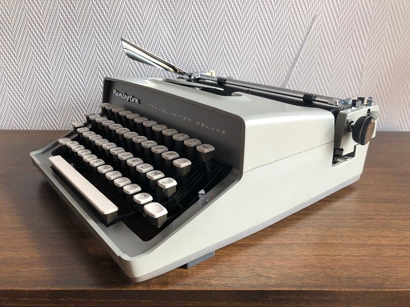 Remington travel riter deluxe grey revised ribbon new