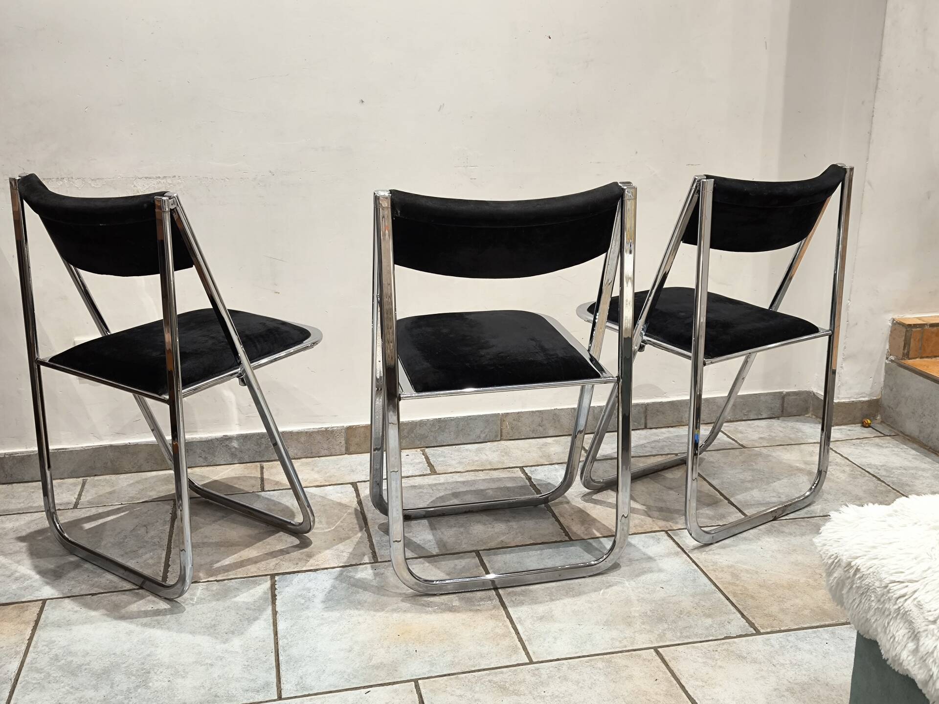 3 Tamara folding chairs from the 1970s