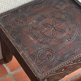 Handcrafted Berber coffee table – Carved wood (Morocco)