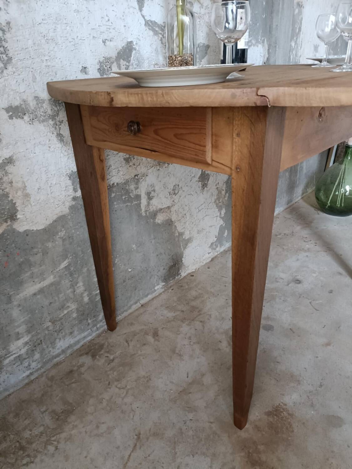 Farmhouse table