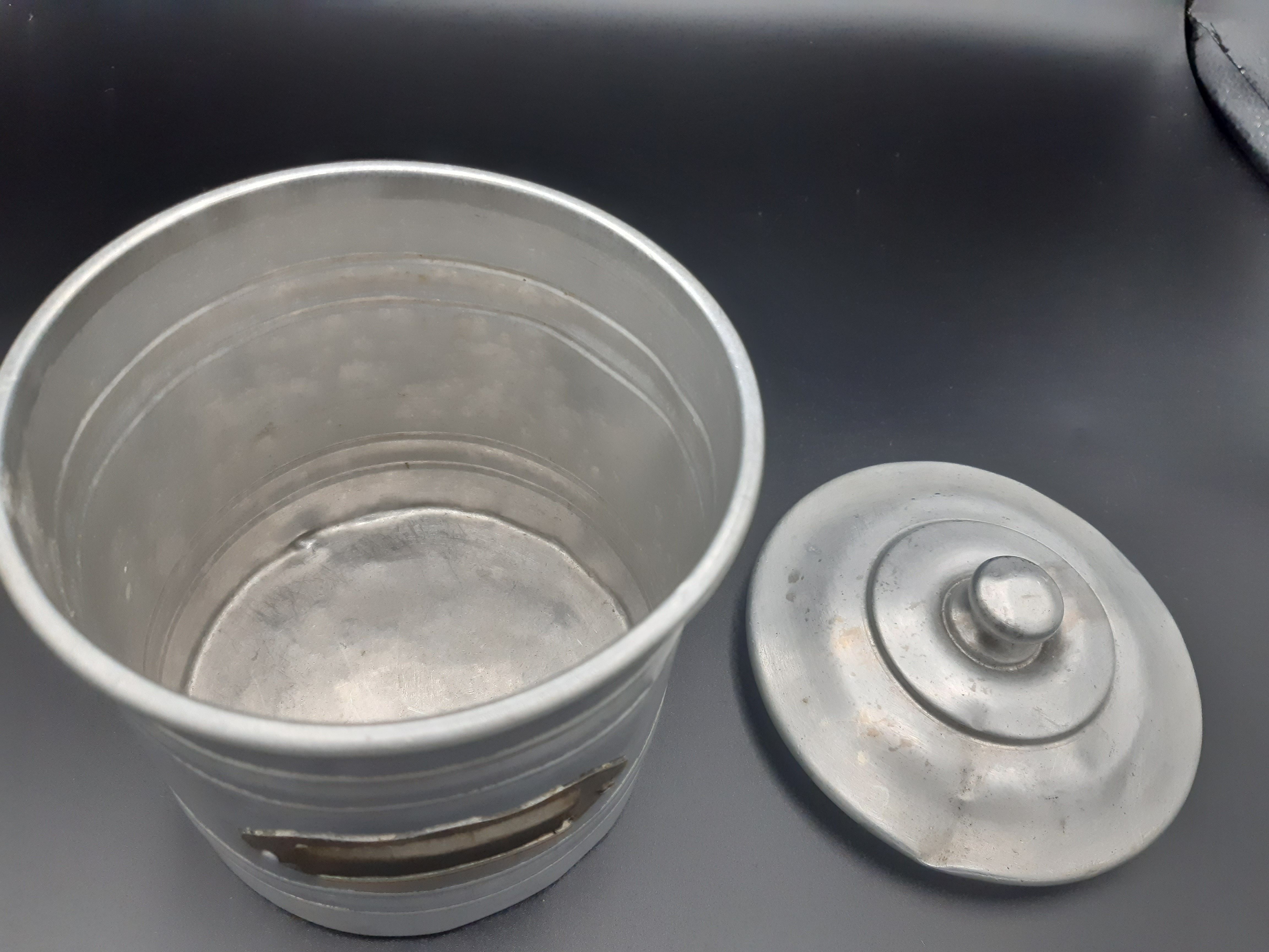 Set of 5 round boxes of aluminum, flour, sugar, coffee, tea, spice