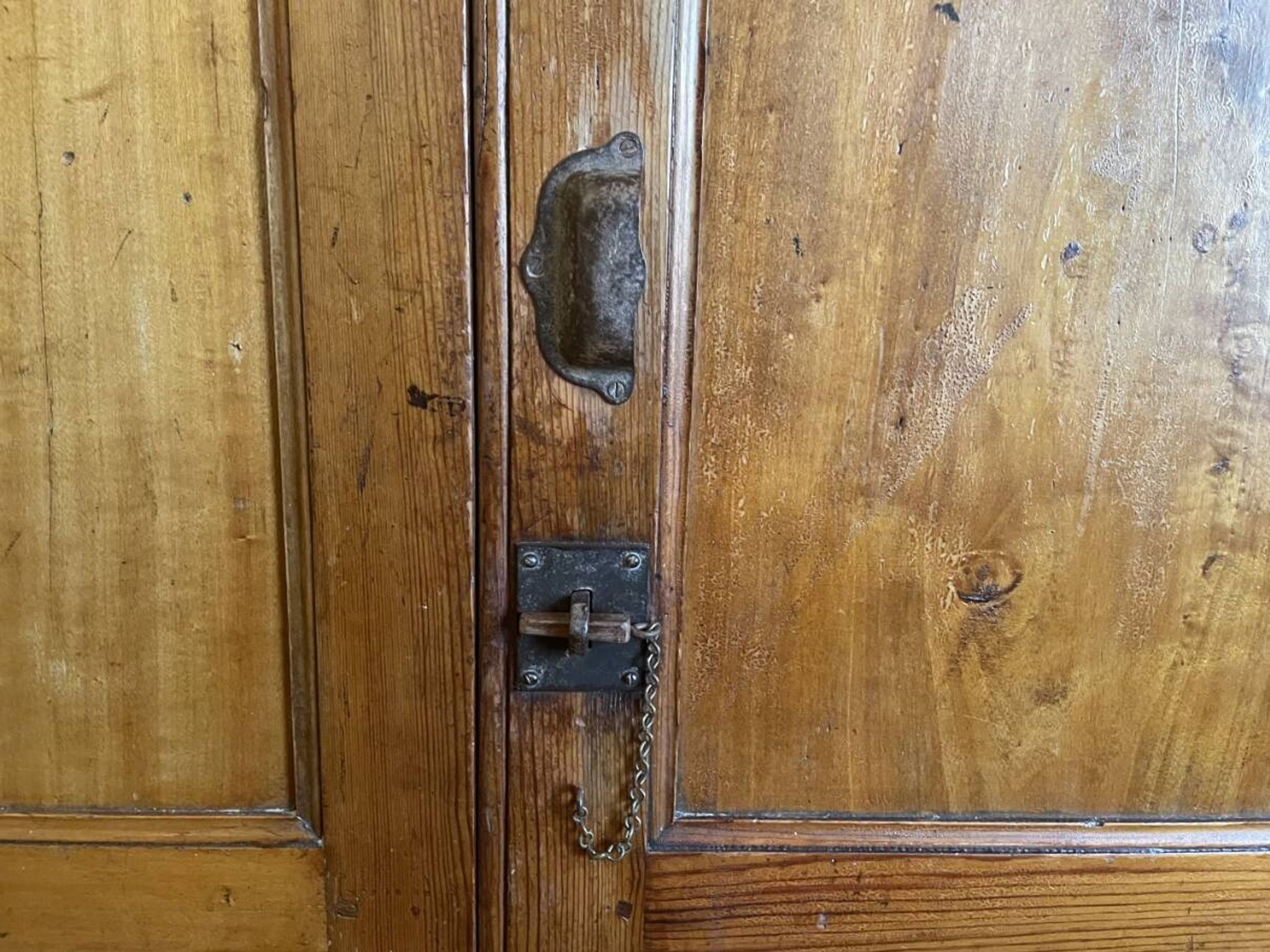 Wardrobe, kitchen cupboard, dresser, shelf.