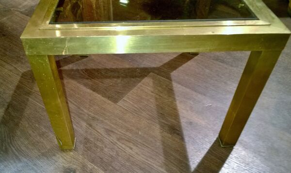 Table d'appoint carrée en laiton