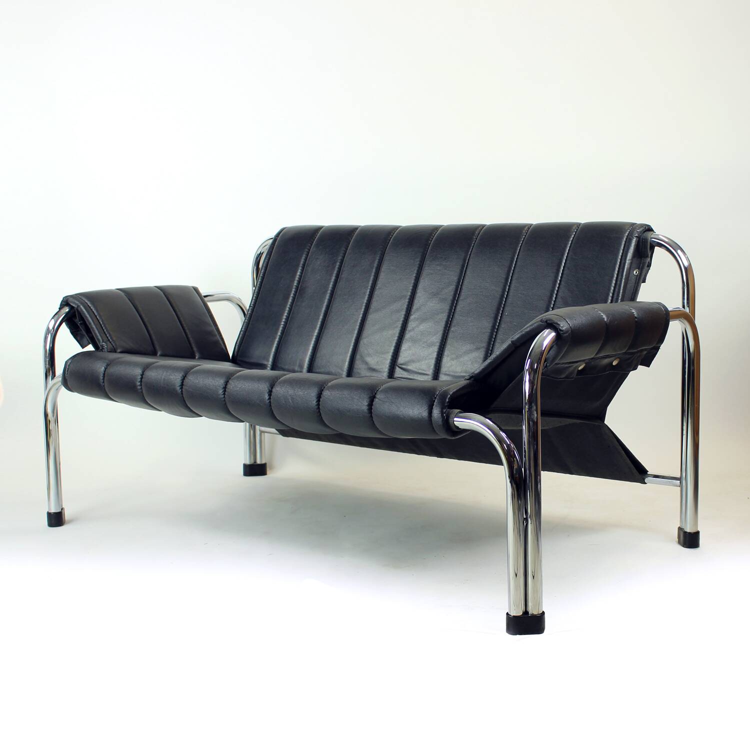 Modernist T 2403 Loveseat By Viliam Chlebo For Kodreta Myjava, Czechoslovak