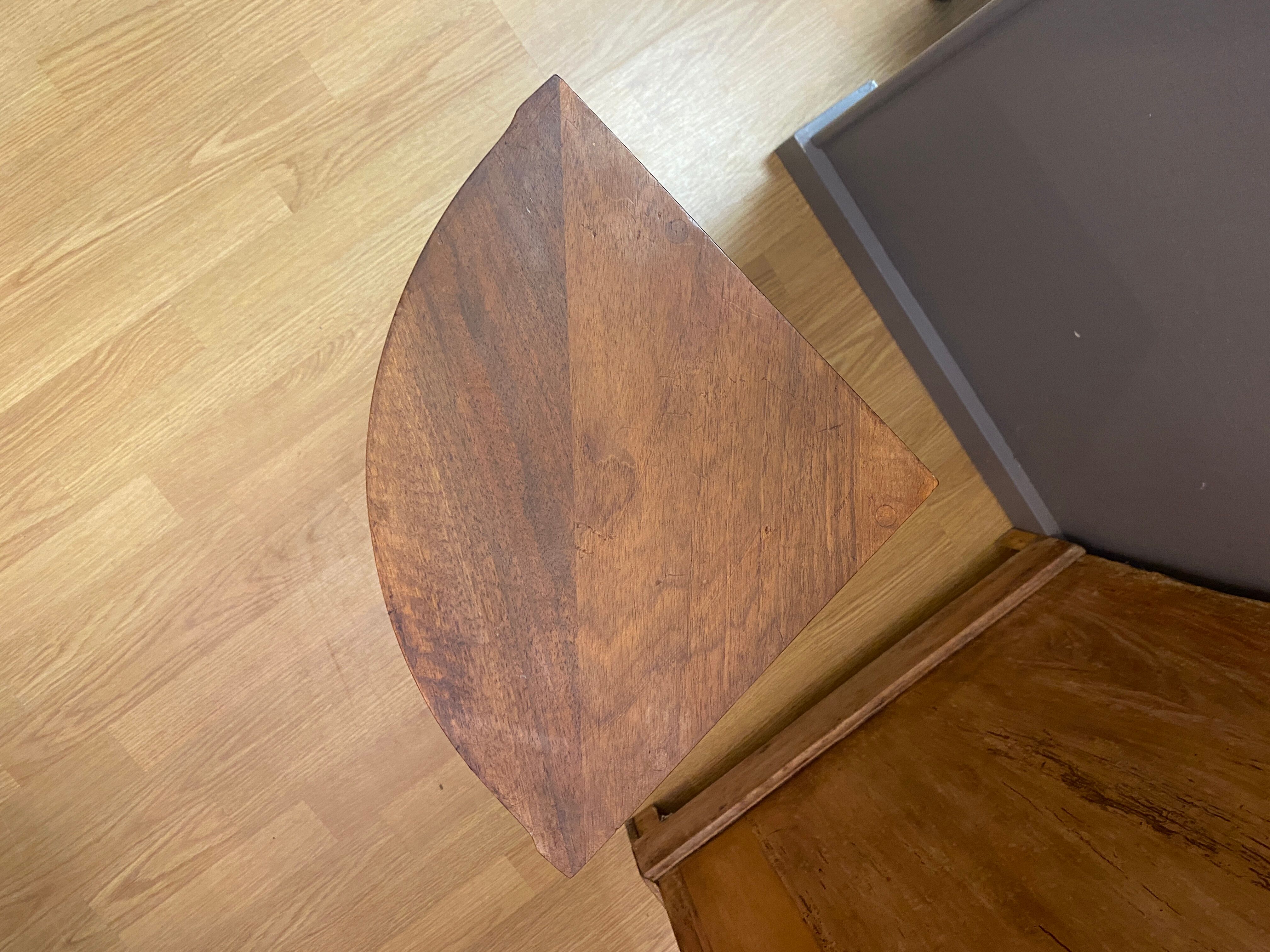 Corner furniture /notch