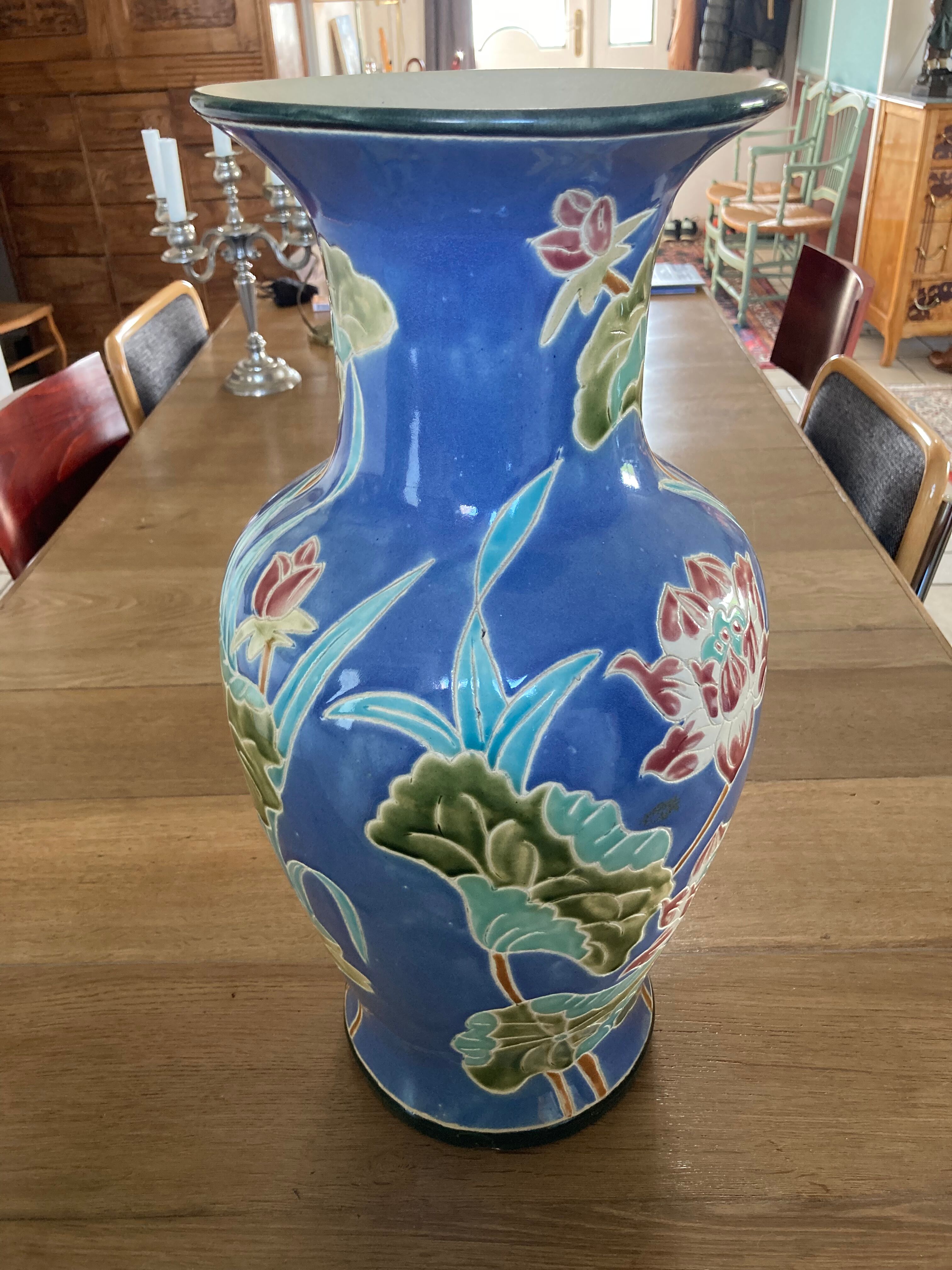 Ceramic vase