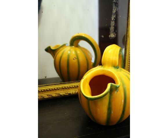 Pitcher Melon in earthenware