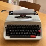 Typewriter Japy Baby Hermès