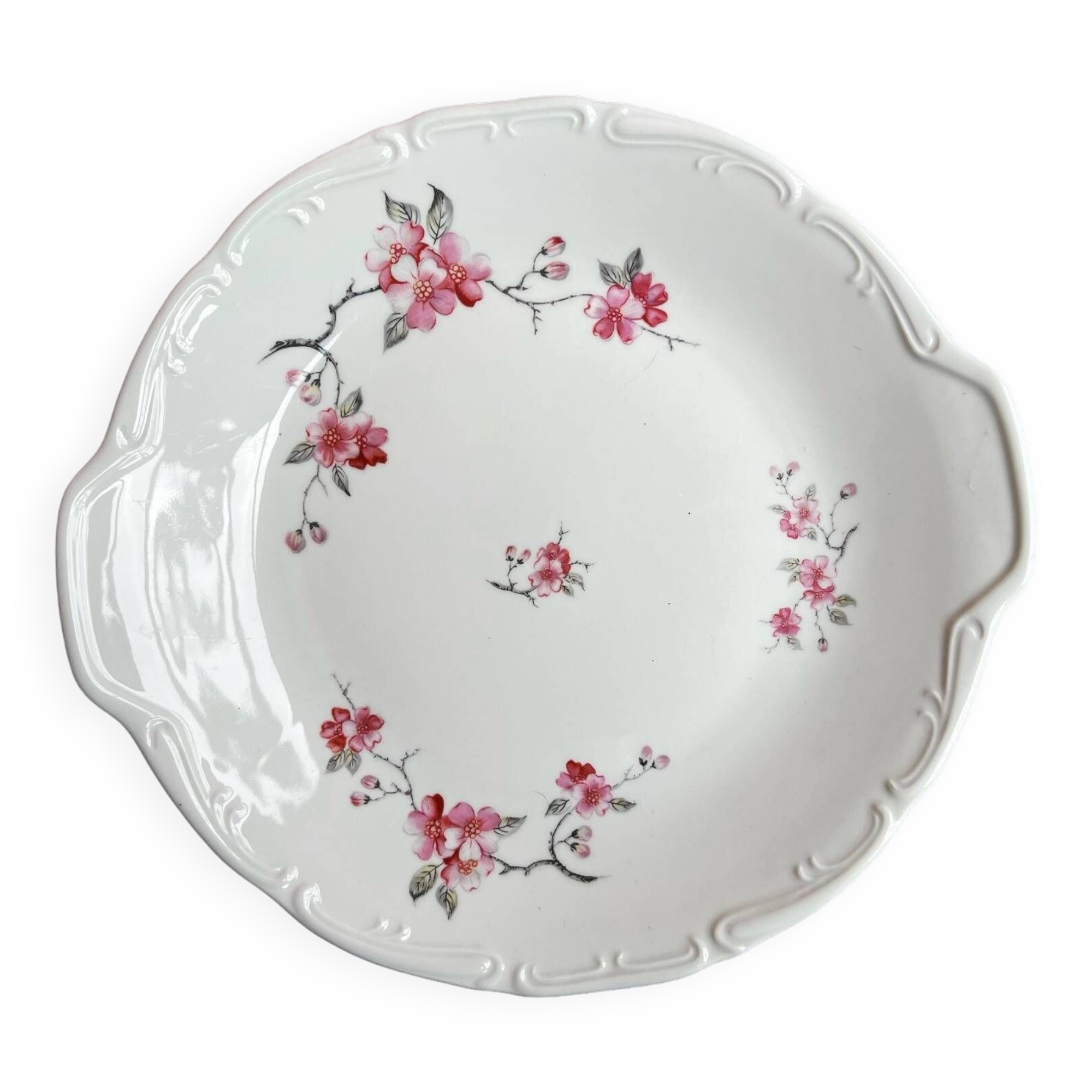 Numbered porcelain dish from Sologne