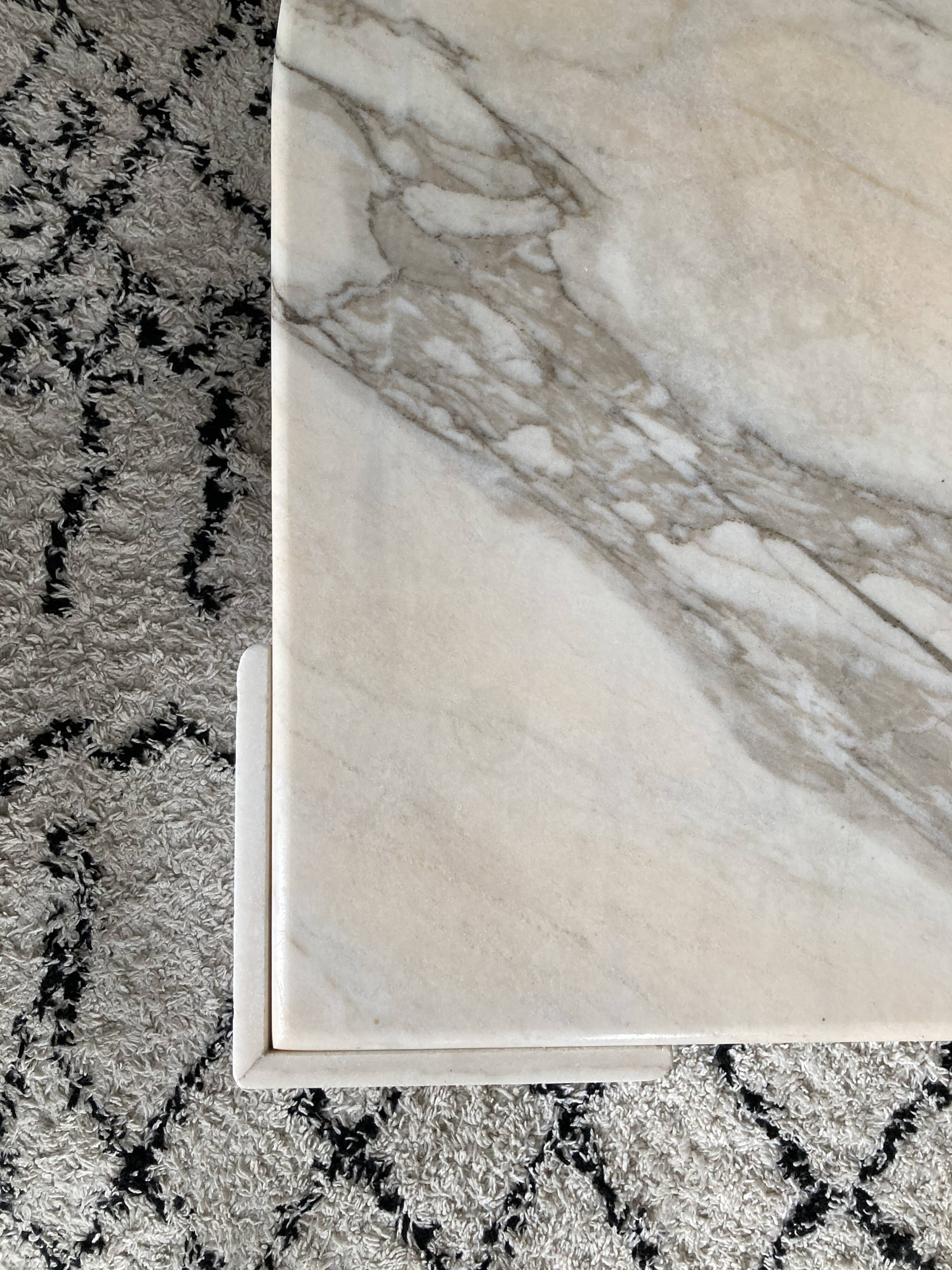 Vintage eye coffee table in 70s marble