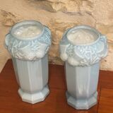 2 Vases opaline bleus anciens Art nouveau motifs chardons