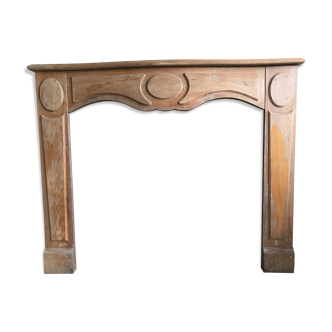 Fireplace mantle