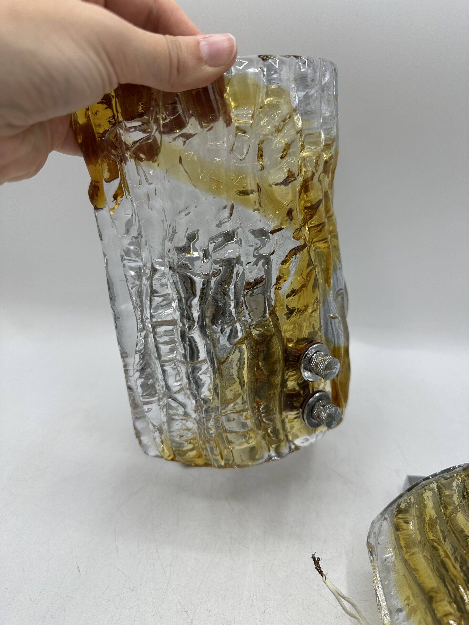 Duo of two-tone Murano Mazzega wall lights 1970