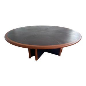 Table ronde cuir design italien,
