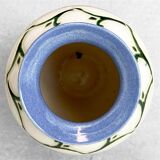 Vase vintage en céramique émaillée – Motifs en relief méditerranéens