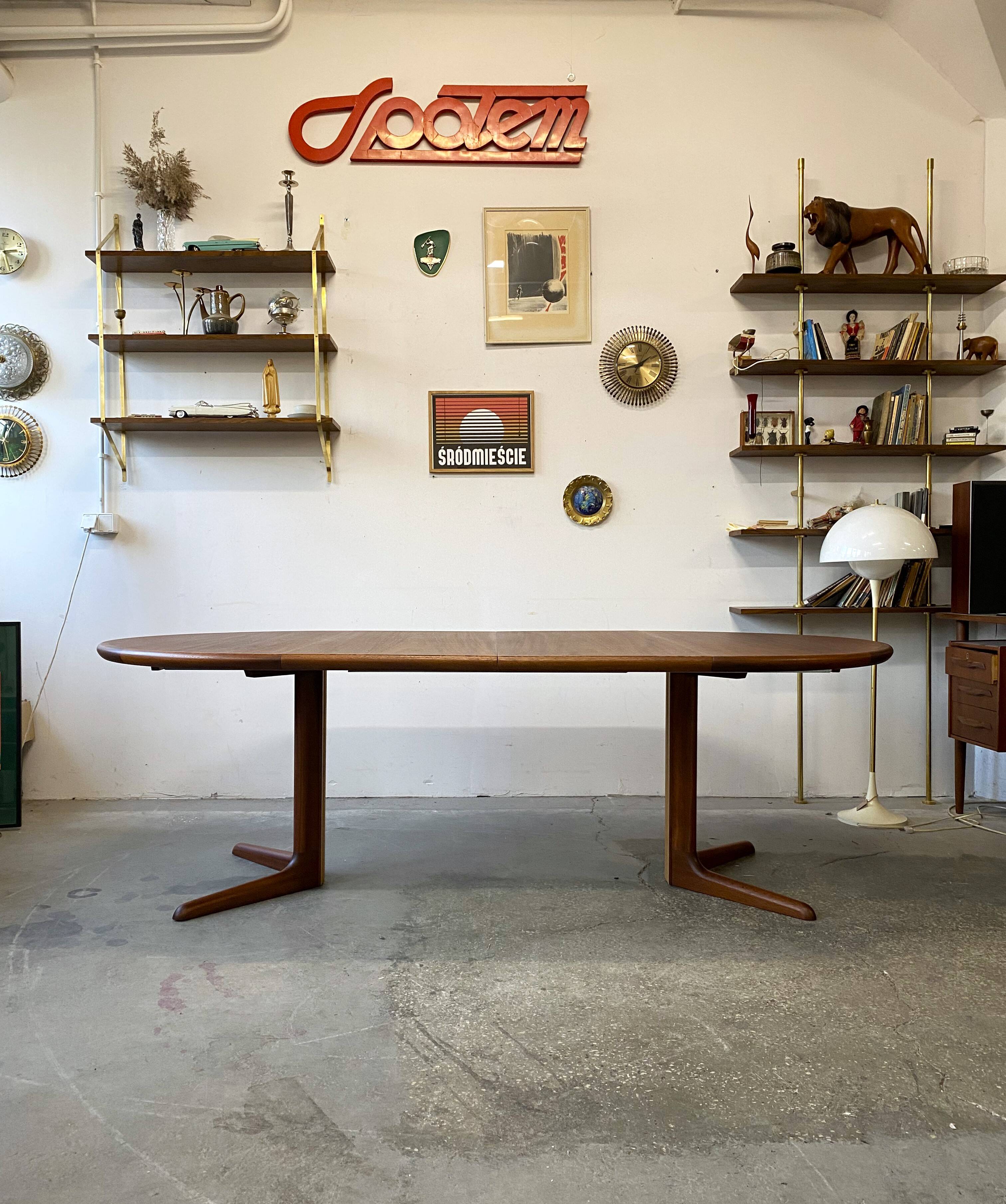 Round Extendable Table, Denmark 1960s/1970s, Mid-C, Vintage