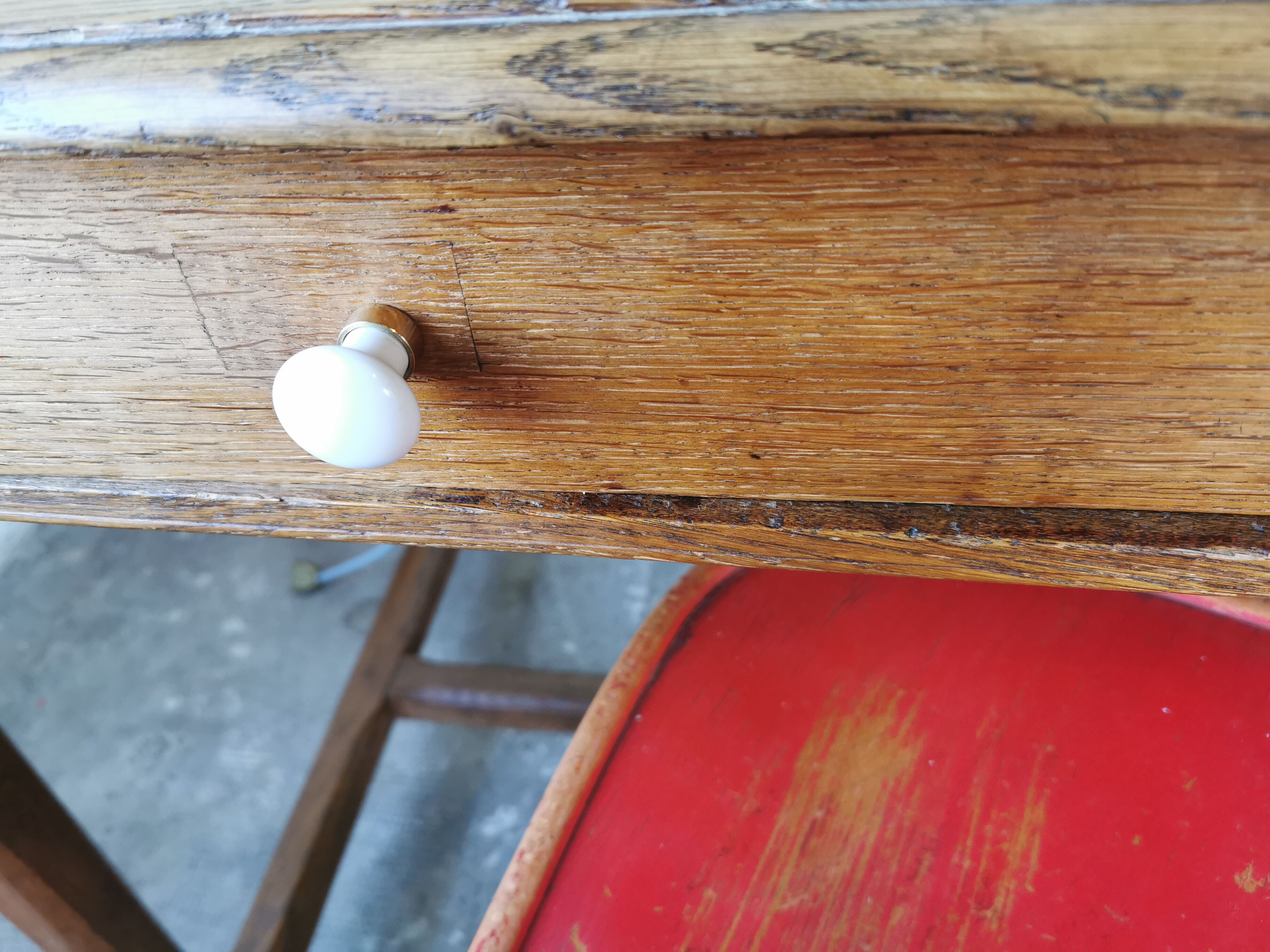 Table in raw oak, countryside.