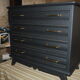 Commode vintage rénovée noire