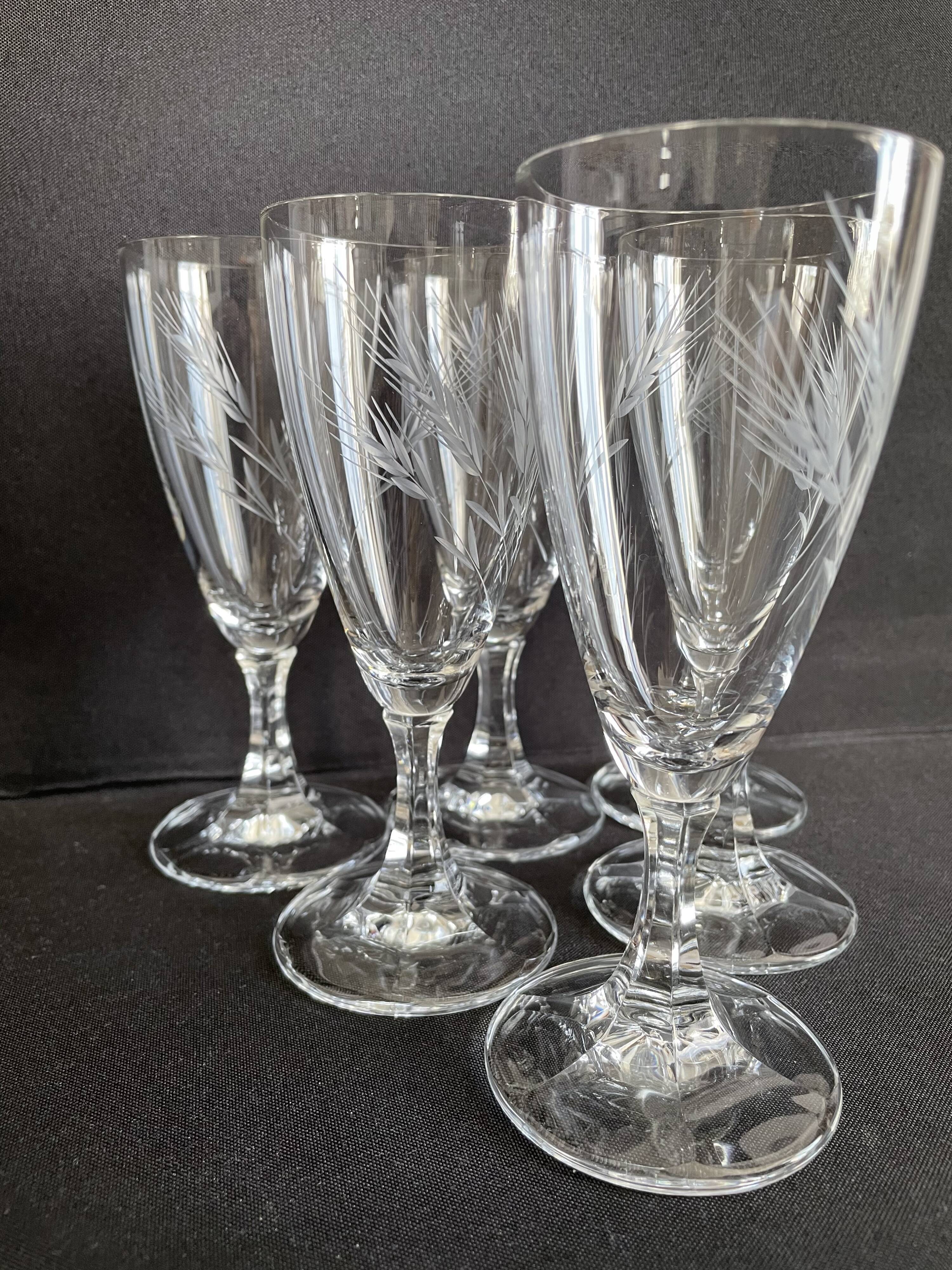 Champagne flutes in cut crystal