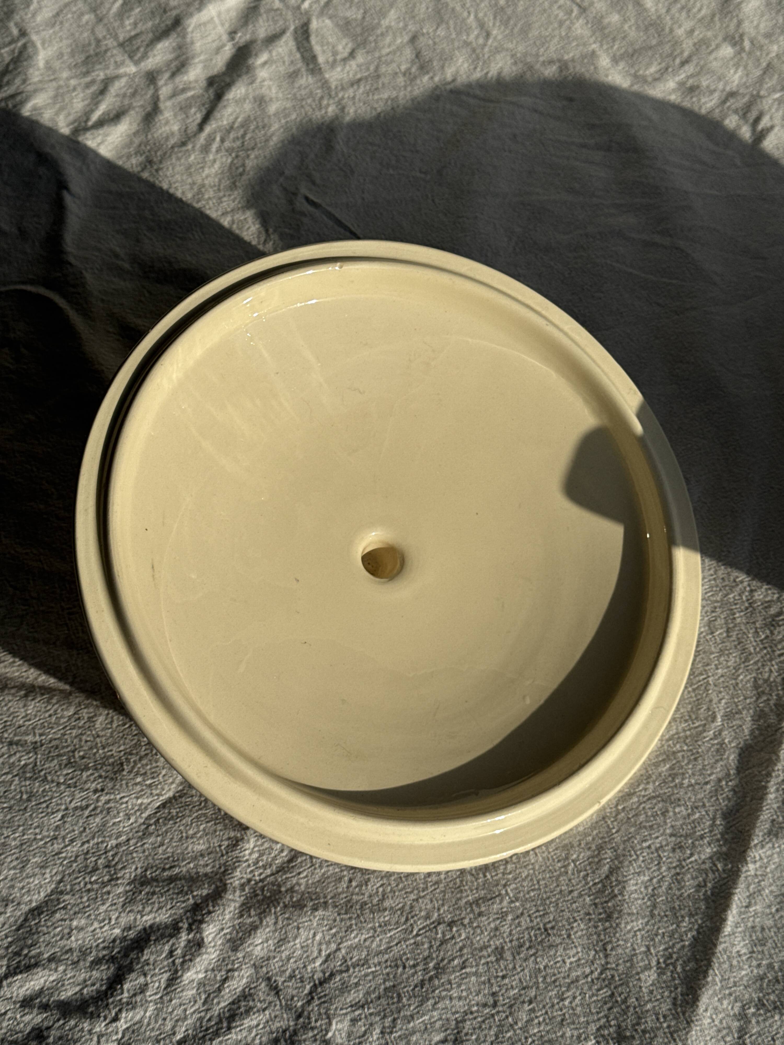 Antique Sarreguemines soup tureen with lid, rose pattern, D33 H28.