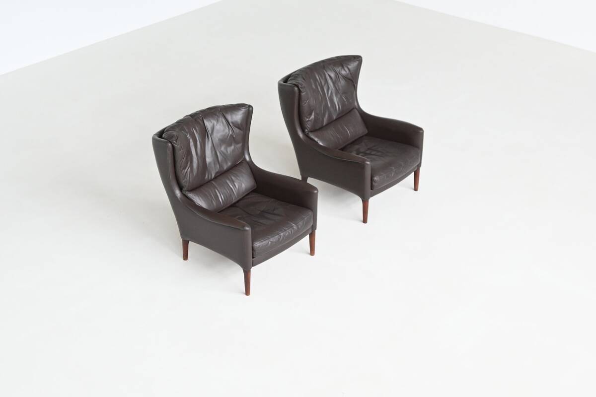 Pair of Durlet lounge chairs in brown leather Belgium 1960