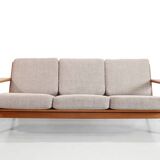 Oak Danish design sofa by Hans Wegner model GE290 for Getama