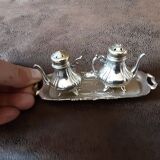Ensemble  salière et poivrière  original