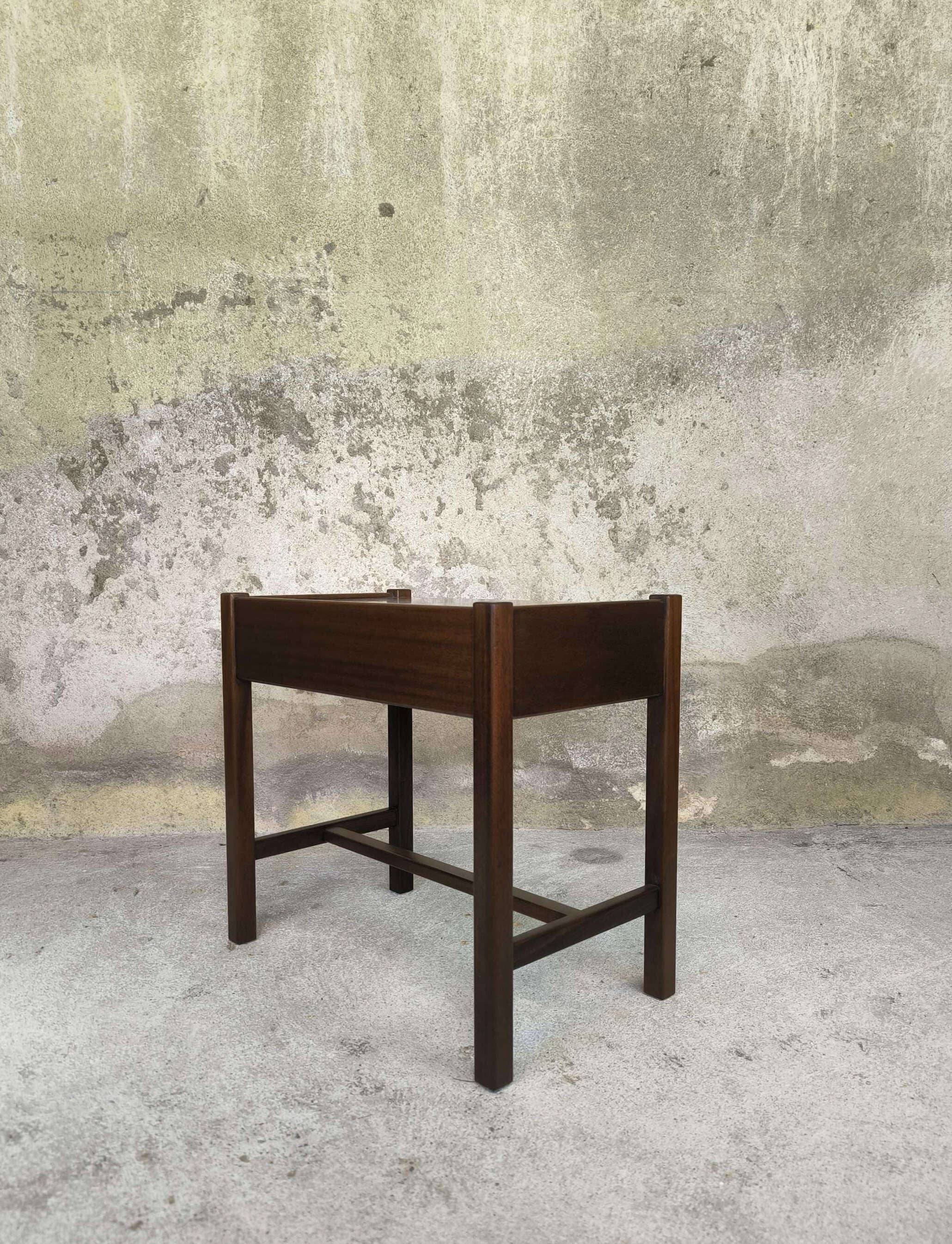 Table de chevet vintage Jacques Hauville