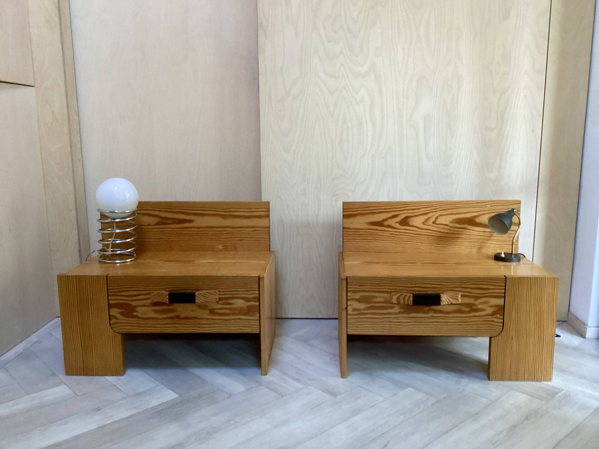 2 pine wood bedside table 1970 design