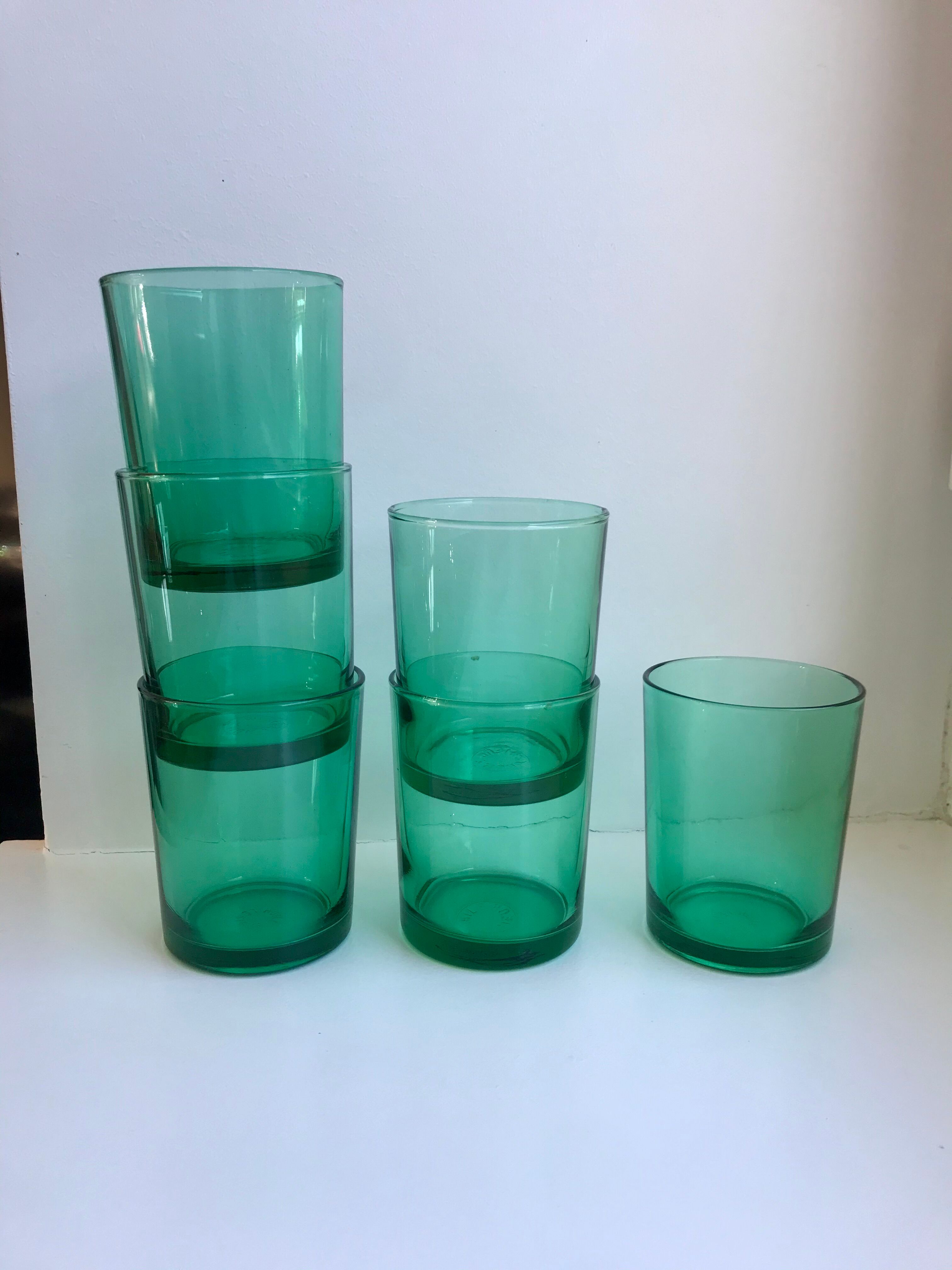 Lot de 6 verres à eau en verre vert anneées 70