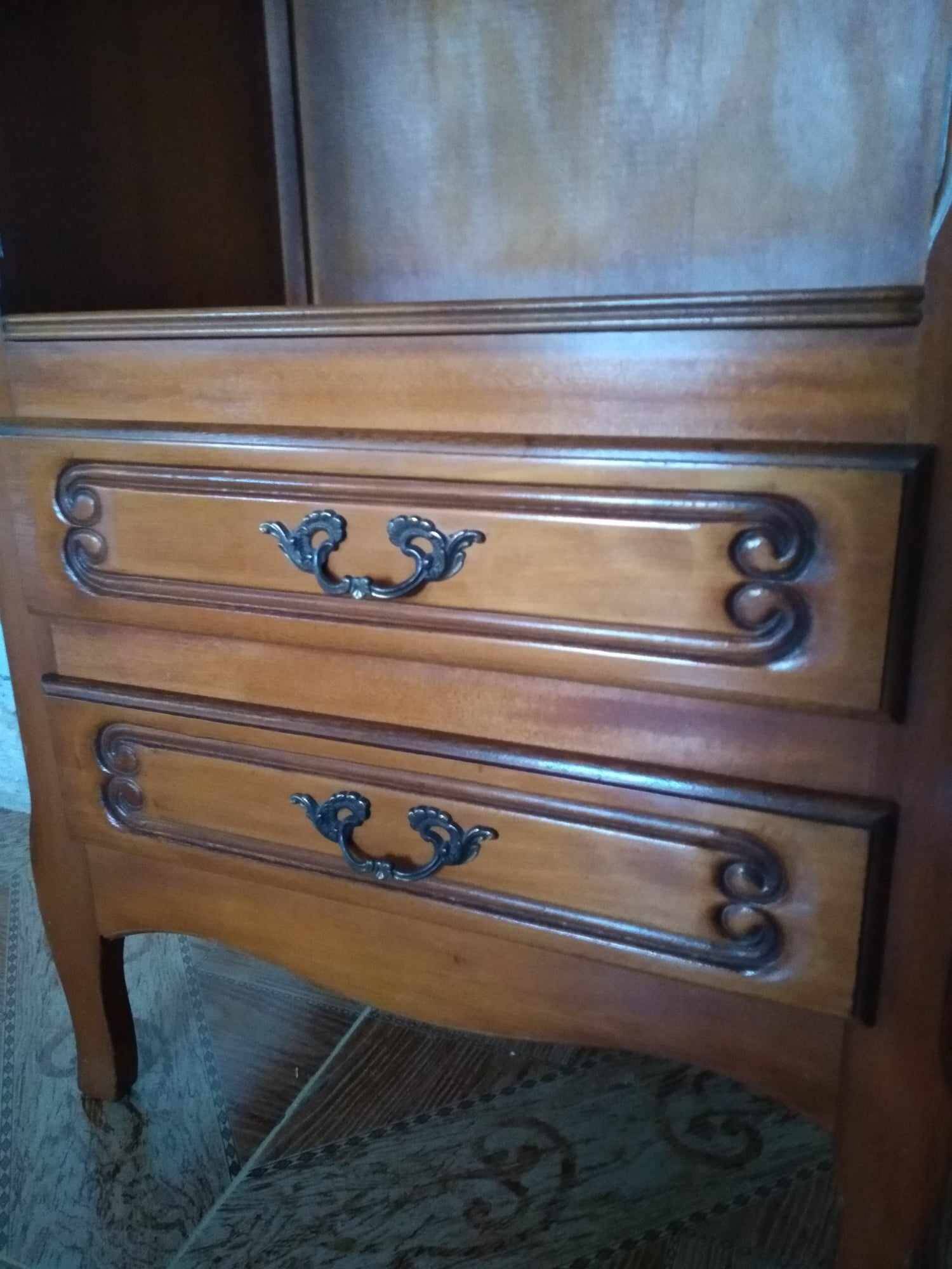 Louis XV style chest of drawers