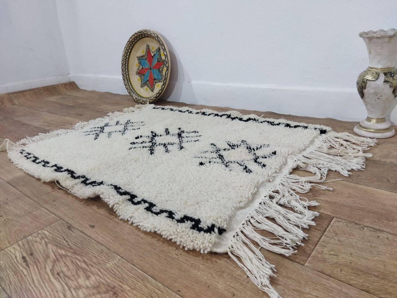 Handcrafted Moroccan Berber Rug 95 X 78 CM
