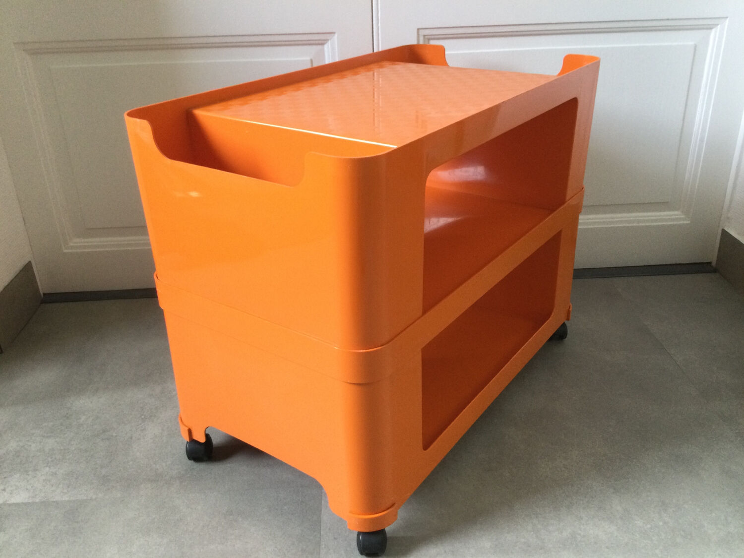 Prisunic Flair coffee/bar table 1970