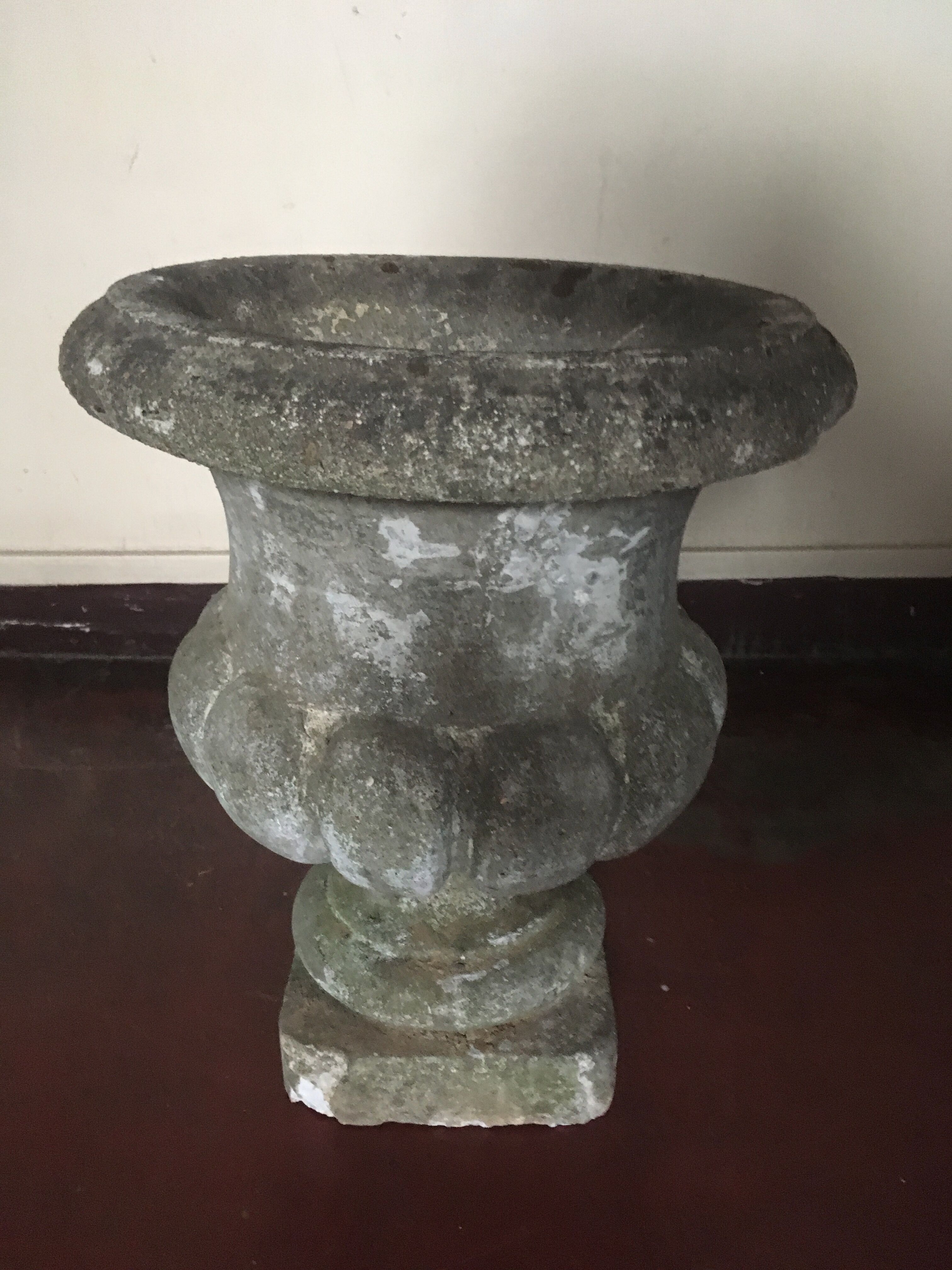 Stone Medici planter , H48cm