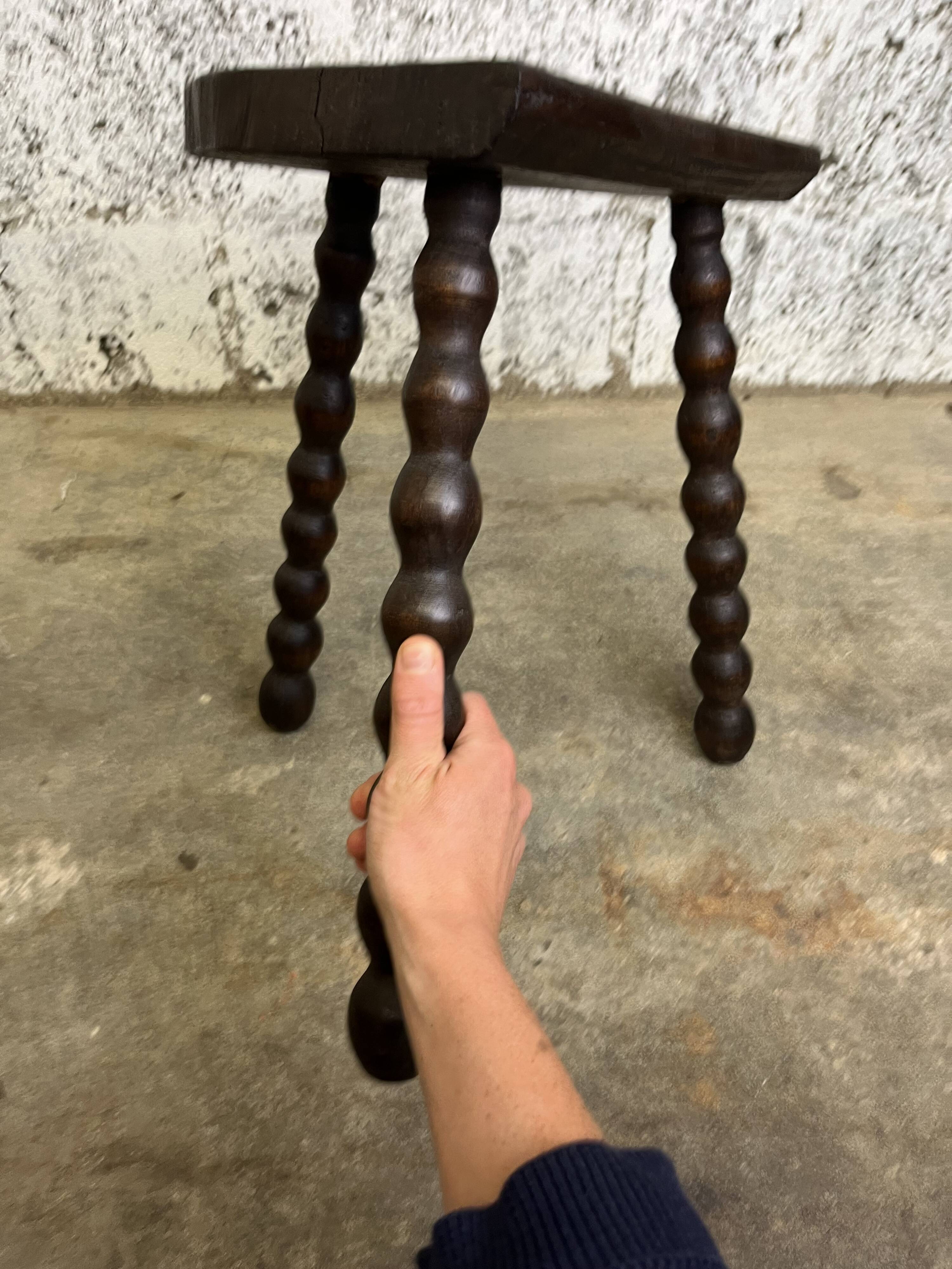 Tripod stool