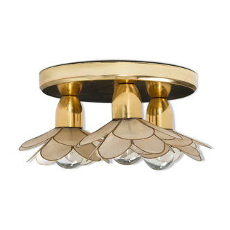 Pearly lotus-shaped ceiling light